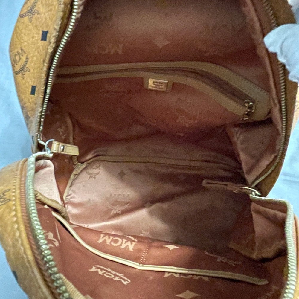 Mcm Backpack Large Size - image 4